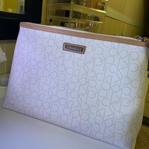 CALVIN KLEIN MAKEUP BAG